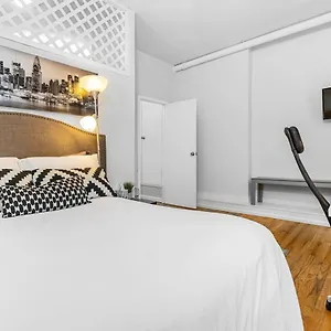 Apartment Elevate In Times Square - 2br Within Walking Distance To Times Square