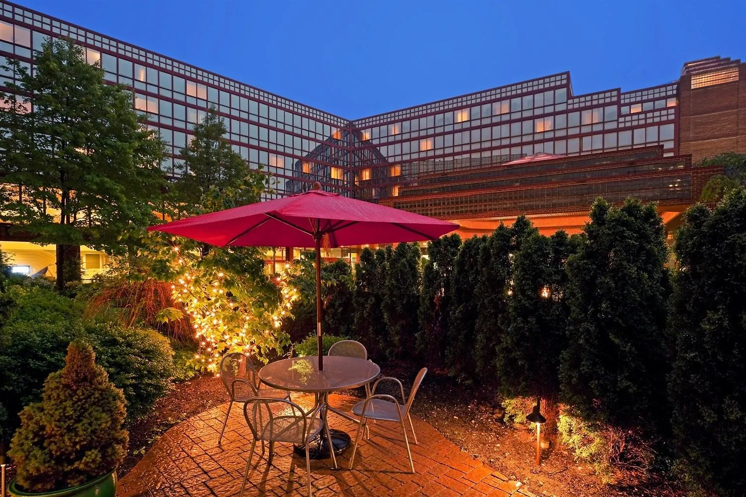 ***  LaGuardia Plaza Hotel New York Stati Uniti