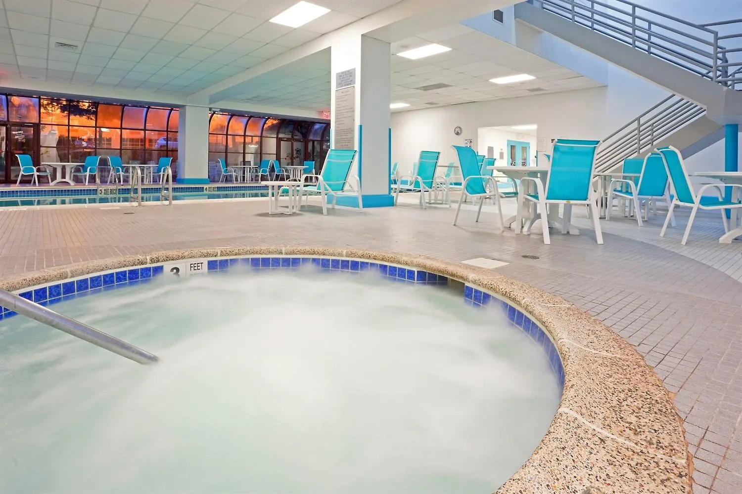 Doubletree By Hilton New York-Laguardia Hotel 3*,