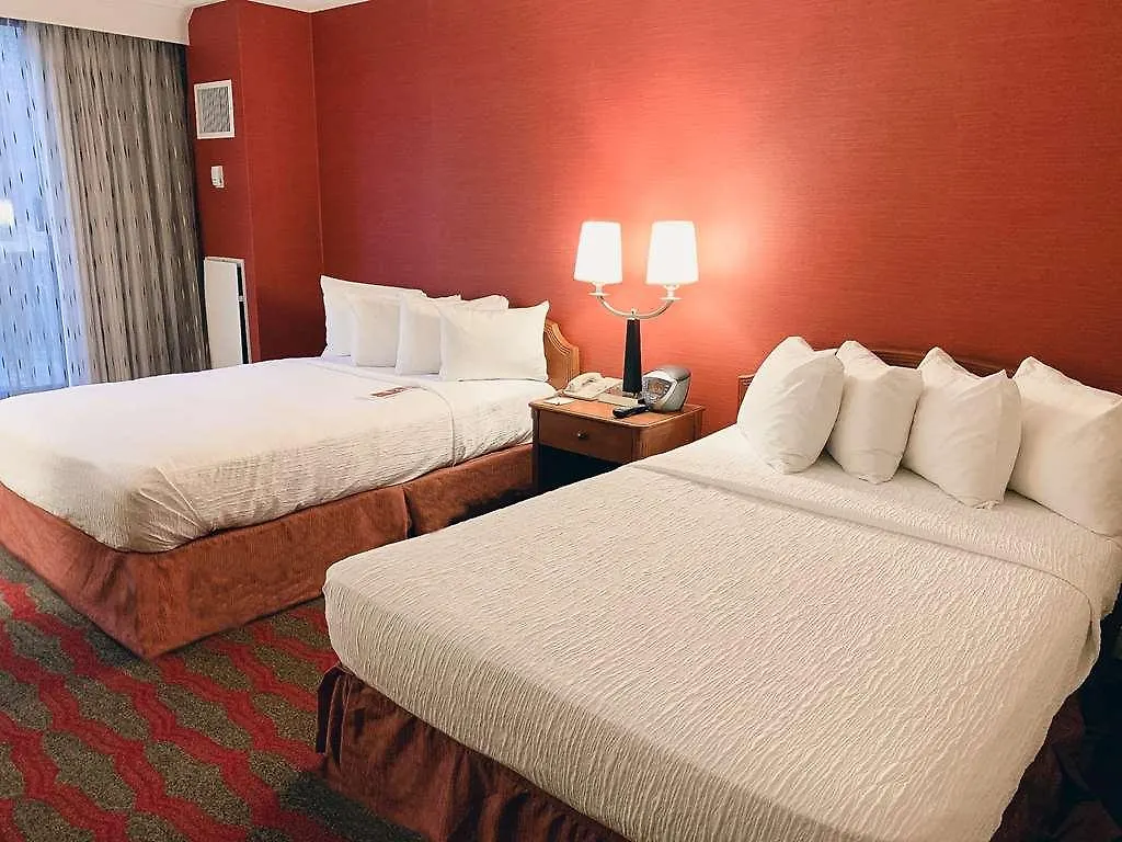 Doubletree By Hilton New York-Laguardia Hotel